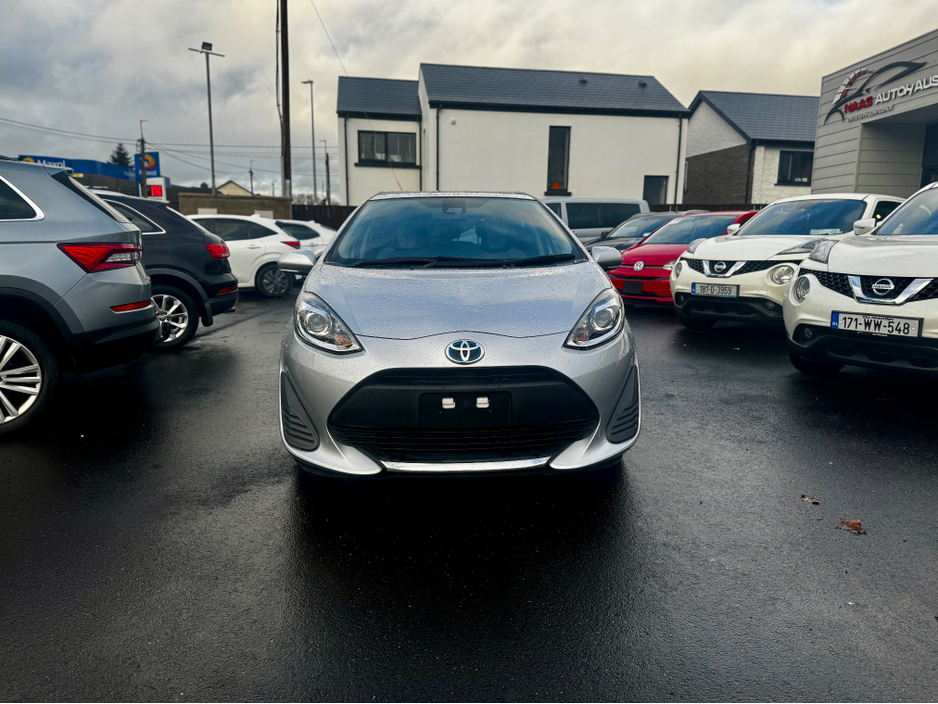 2020 Toyota Aqua 2020 Toyota Aqua Hybrid Auto – Silver, Low Running Costs €12,495