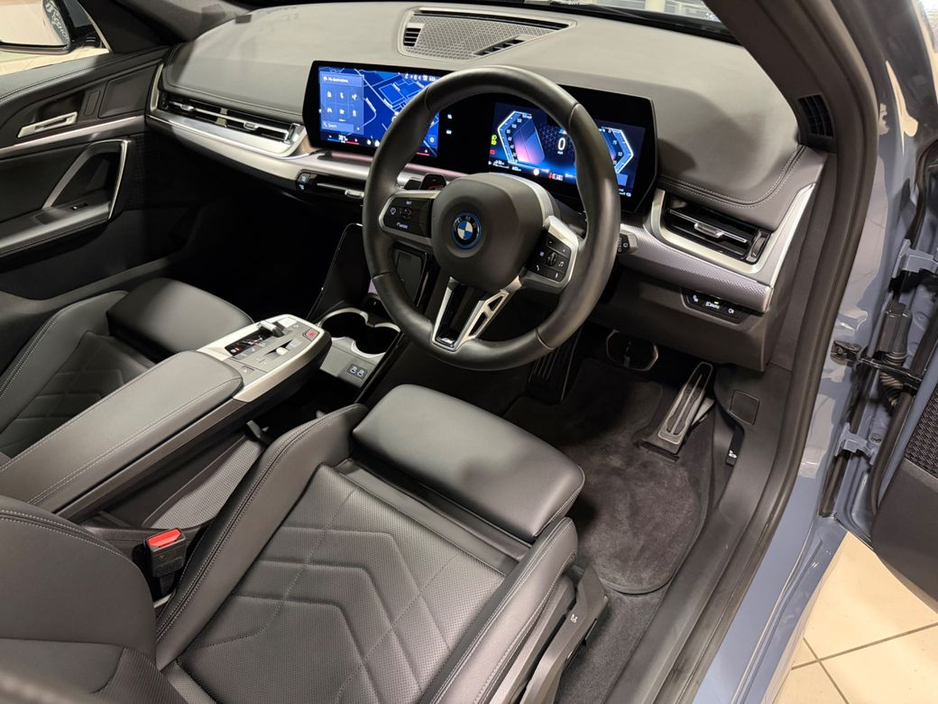 2025 BMW X1 - image 29