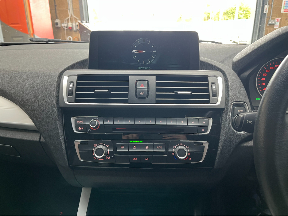 2017 BMW 1 Series - image 16