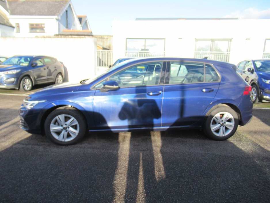 2024 Volkswagen Golf Life 2.0 TDI 115HP 5DR €30,940