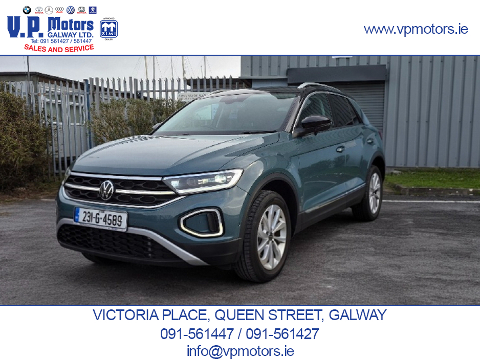 2023 Volkswagen T-Roc - image 3