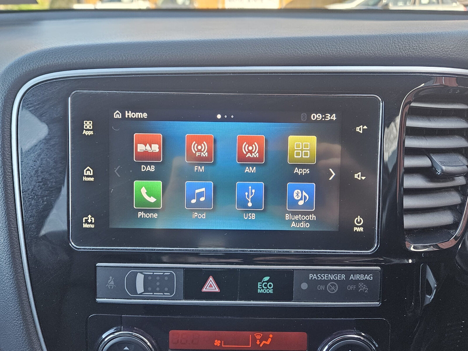 2019 Mitsubishi Outlander - image 29