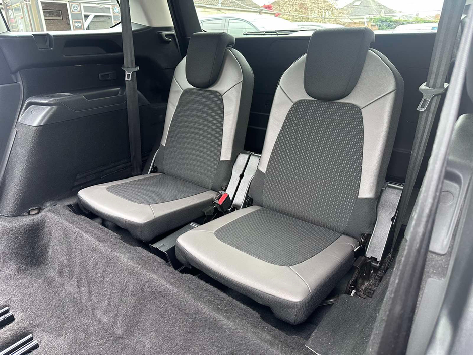 2018 Citroen Grand C4 Picasso - image 10