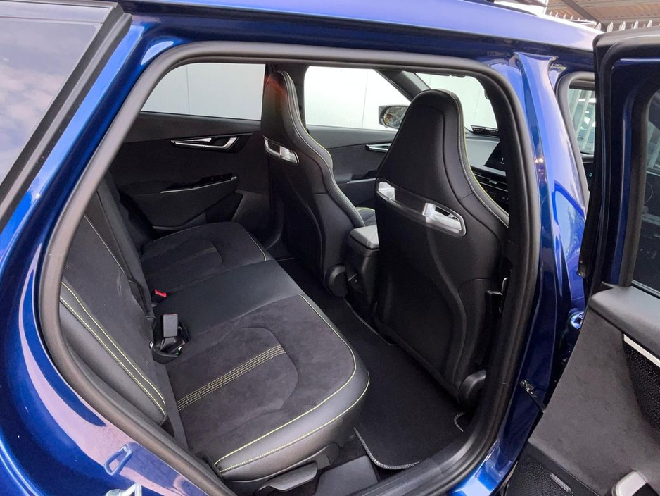 2025 Kia EV6 - image 10