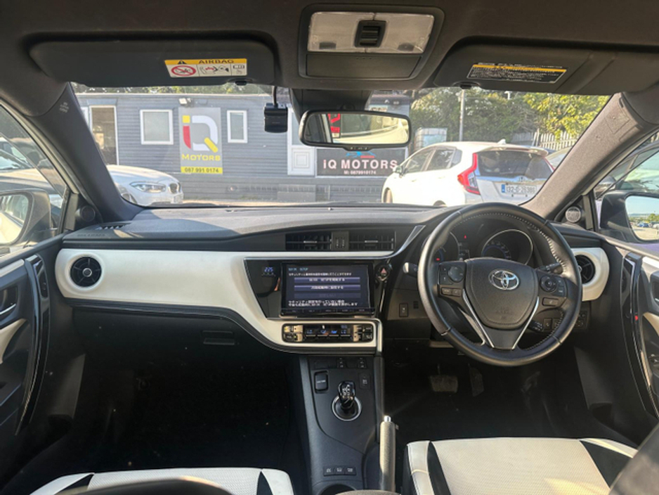 2016 Toyota Auris BRICK LANE AUTOMATIC 1.8 PETROL HYBRID  LOW MILEAGE (3517) €15,995