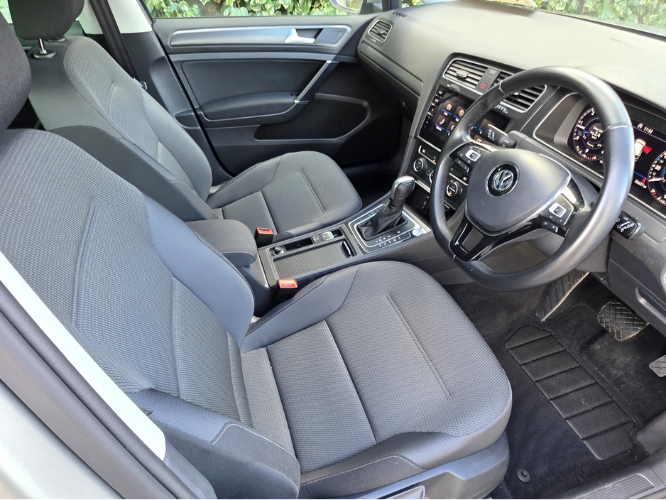2020 Volkswagen Golf 2020 VW Golf 2.0 TDi Comfort Auto, Ultra Low Miles €24,900