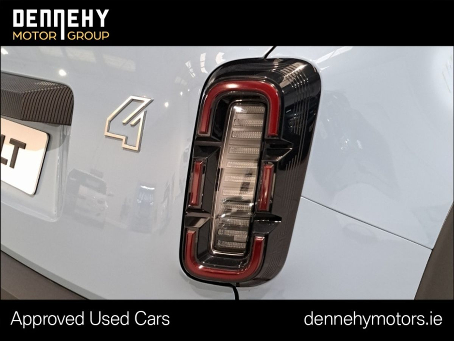 2026 Renault 4 - image 20