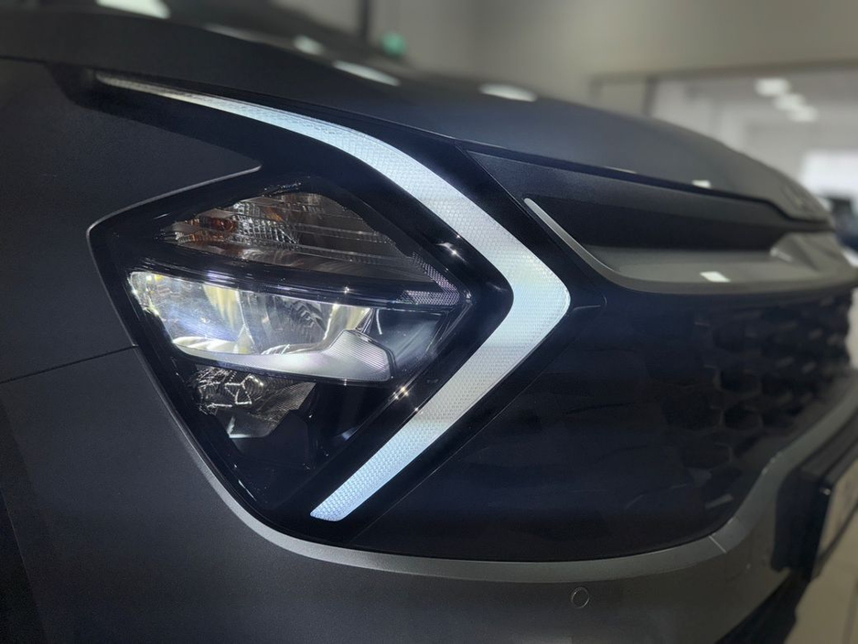 2024 Kia Sportage - image 10