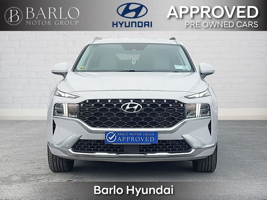 2022 Hyundai Santa Fe - image 3