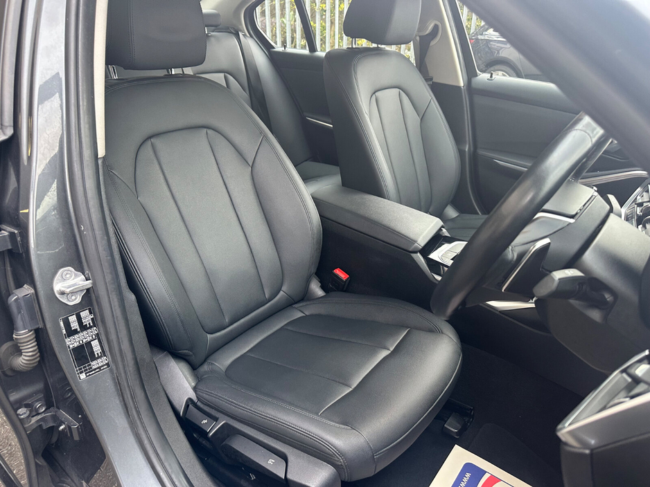 2019 BMW 3 Series - image 9