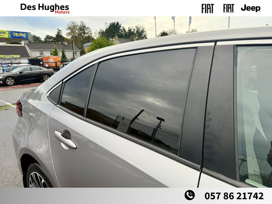 2020 Toyota Corolla Hybrid Luna-Sport Saloon €22,450