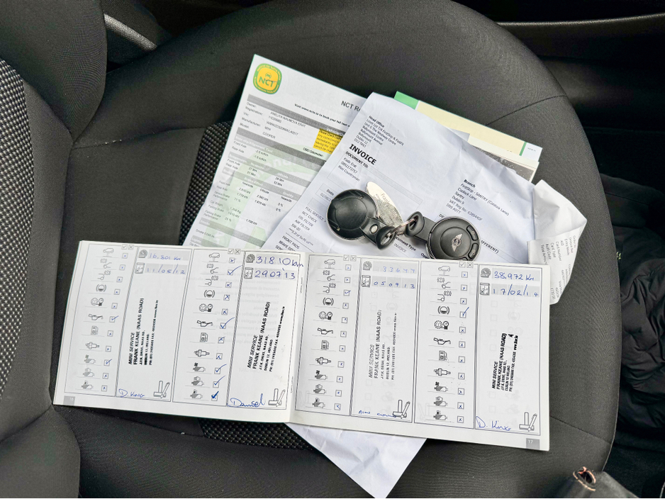 2011 MINI Countryman - image 24