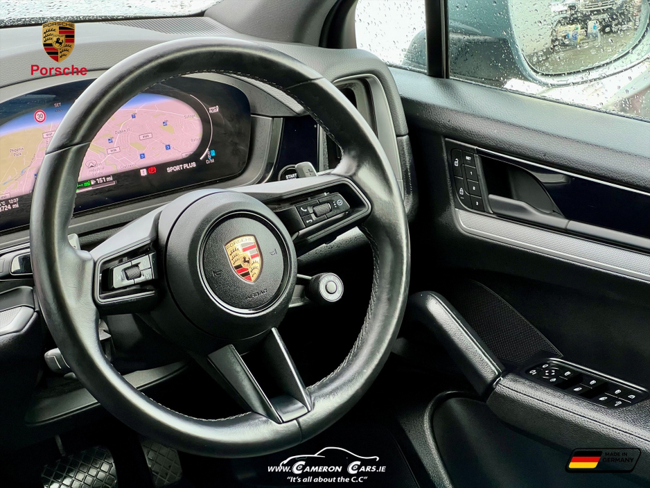 2024 Porsche Cayenne - image 23