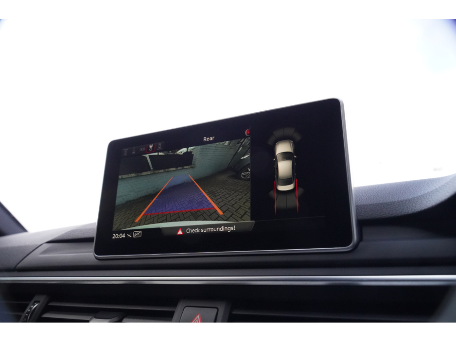 2018 Audi A4 - image 14