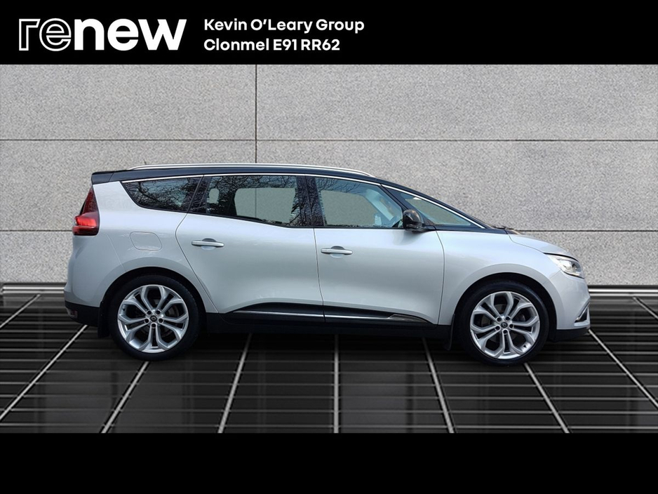 2020 Renault Grand Scenic 1.75 Blue dCi 120 EDC Iconic €21,995