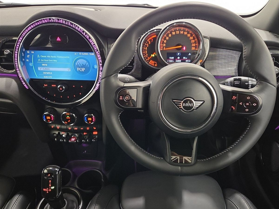 2023 MINI Hatch COOPER Cooper Exclusive Auto