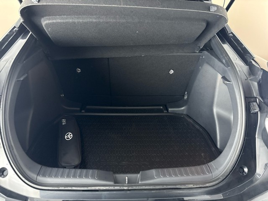 2025 Toyota C-HR HYBRID SPORT €37,950