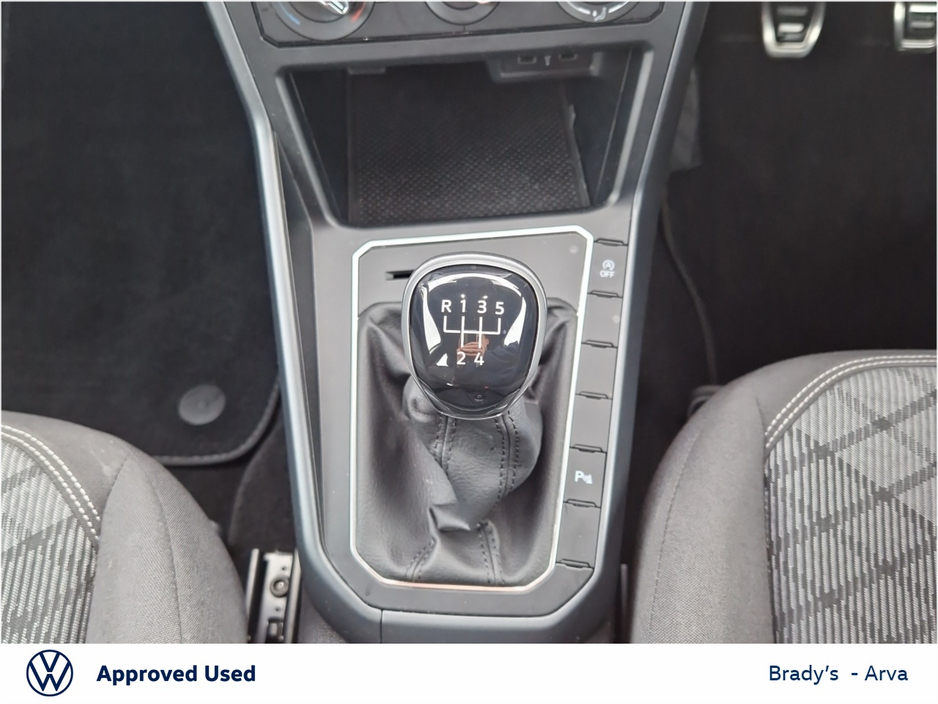 2023 Volkswagen Polo - image 16