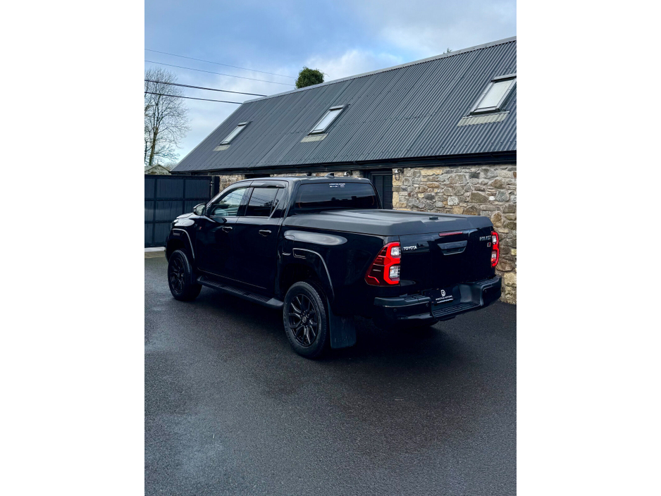 2023 Toyota Hilux  €44,995