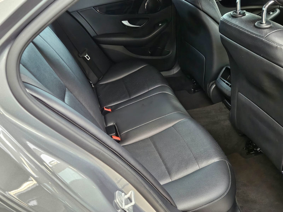 2016 Mercedes-Benz C Class - image 7