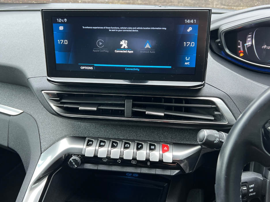 2021 Peugeot 3008 - image 23