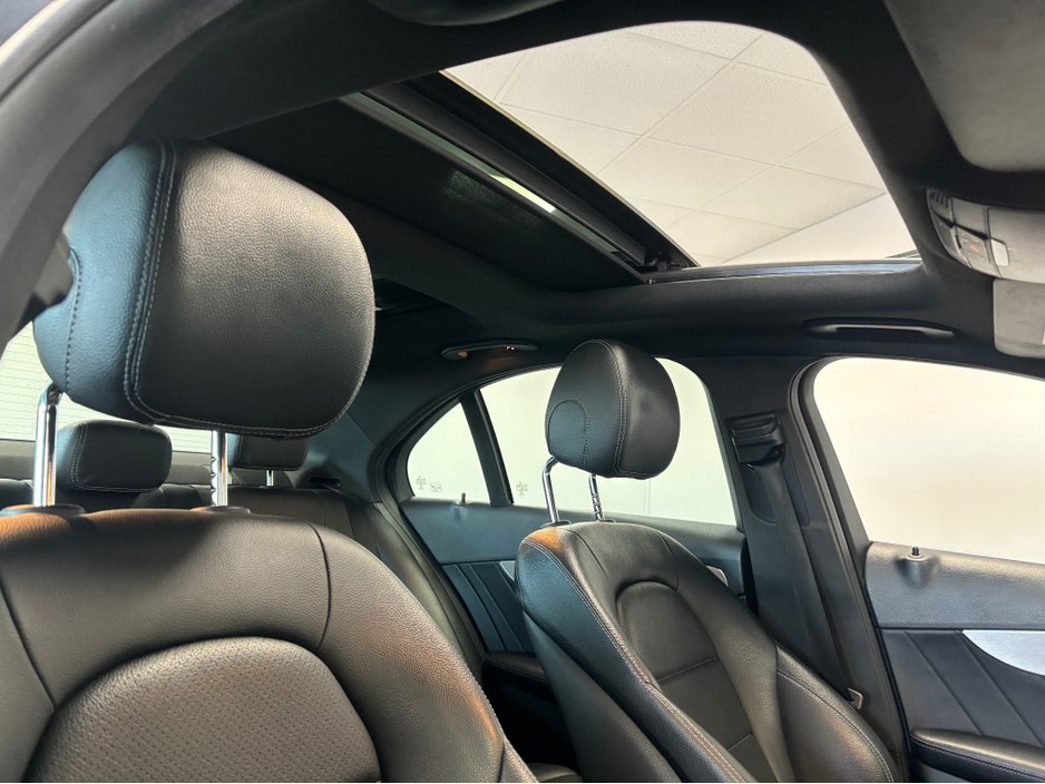 2016 Mercedes-Benz C Class MERCEDES BENZ C CLASS AMG LINE PREMIUM 4DR AUTO*PANORAMIC SUNROOF*HEATED BLACK LEATHER ELECTRIC MEMORY ADJUSTABLE SEATS*REVERSE CAMERA*ELECTRIC TAILGATE*KEYLESS ENTRY & START*FINANCE AVAILABLE* €18,950