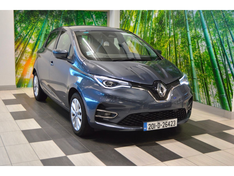2020 Renault Zoe R135 Z.E 50 Iconic CCS Rapid charge €12,995