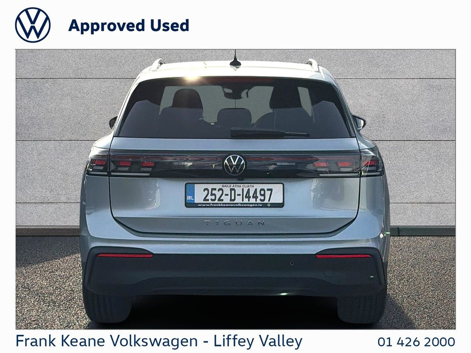 2025 Volkswagen Tiguan - image 11