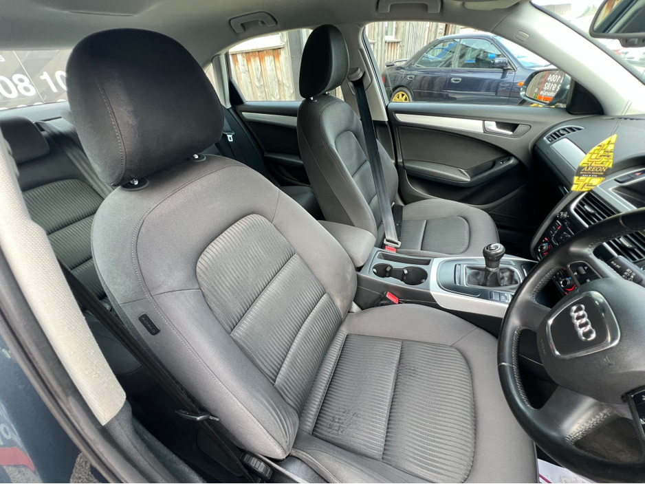 2010 Audi A4 - image 10