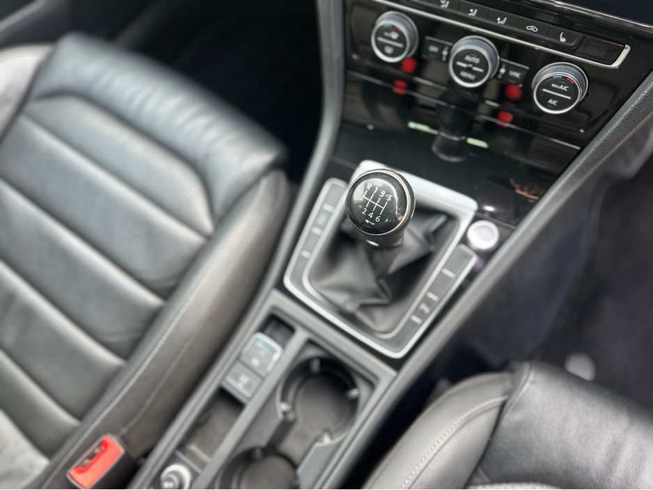 2020 Volkswagen Golf R-LINE 1.5 TSI MANUAL 6SPEED FWD 5DR 150HP 5 €23,950