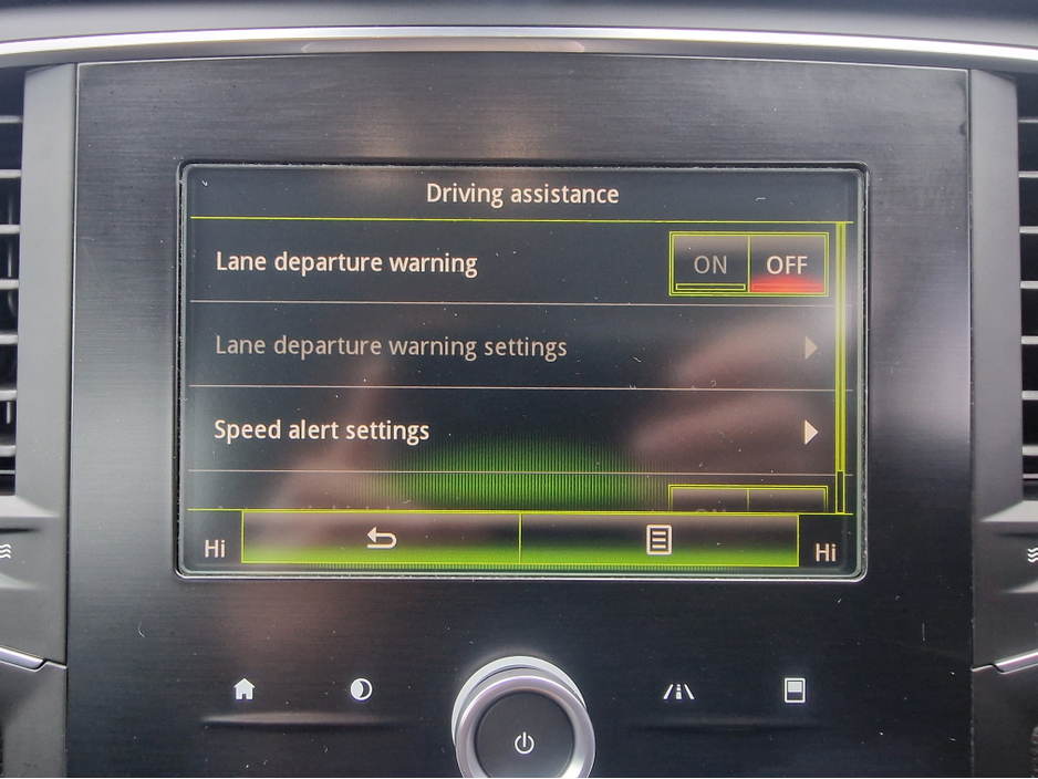 2017 Renault Megane - image 16