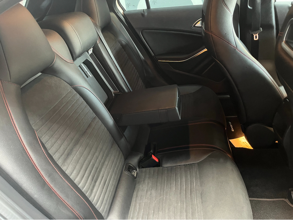 2014 Mercedes-Benz A Class - image 13