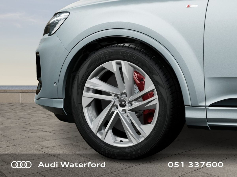 2026 Audi Q7 60 TFSI E Quattro Competition €112,569