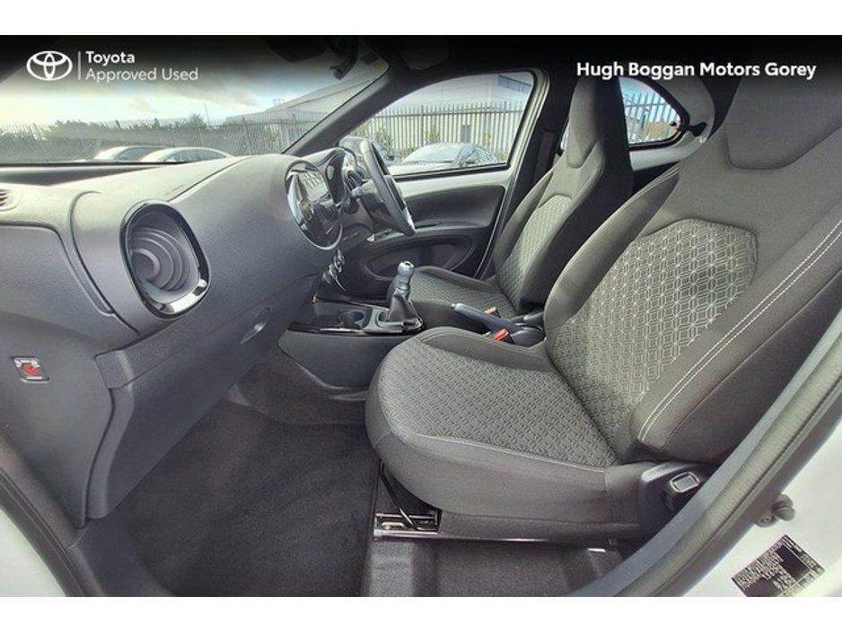 2025 Toyota Aygo X - image 12