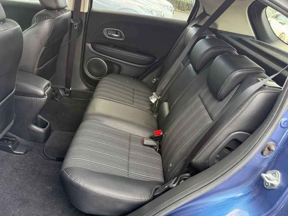 2017 Honda HR-V - image 24