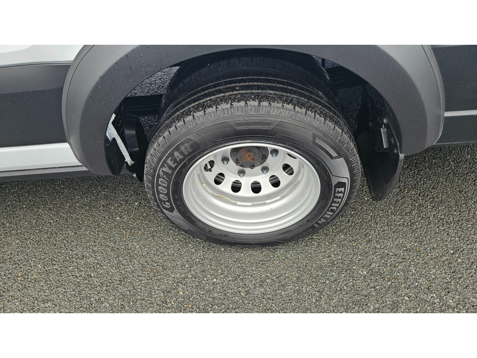 2025 Ford Transit Minibus L4, H3 460 Trend,2.0 130P Manual RWD €47,990