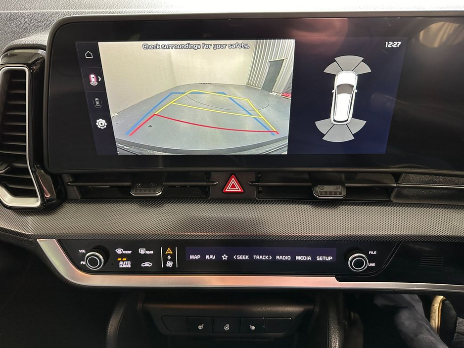 2023 Kia Sportage - image 13