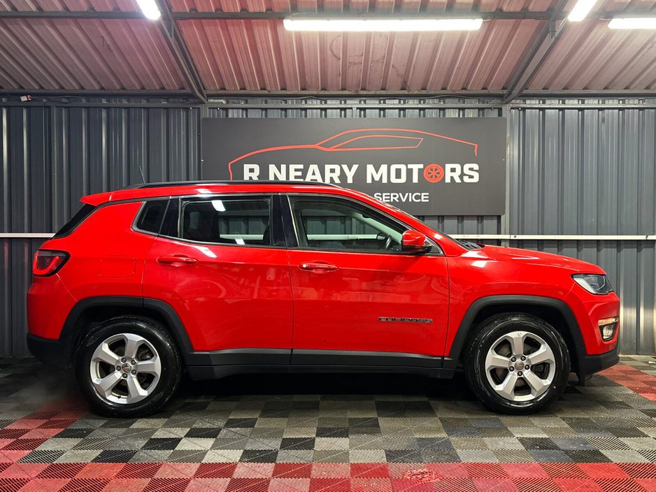 2019 Jeep Compass - image 4