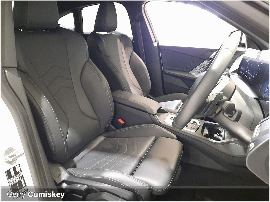 2025 BMW 2 Series - image 7