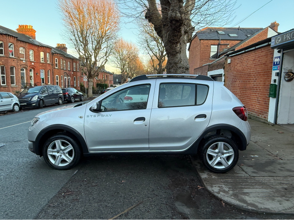 2016 Dacia Sandero Stepway 1.5dci Signature, New Nct 01/2028, New Timing Belt, Bluetooth, Cruise Control, A/C, Ideal Family Car, Very Reliable Hatchback, Service & Warranty Included, SIMI Dealer, €6,950