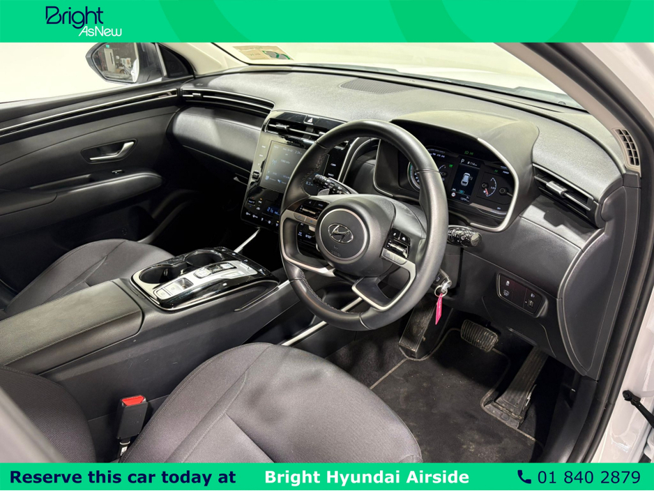 2025 Hyundai Tucson - image 12