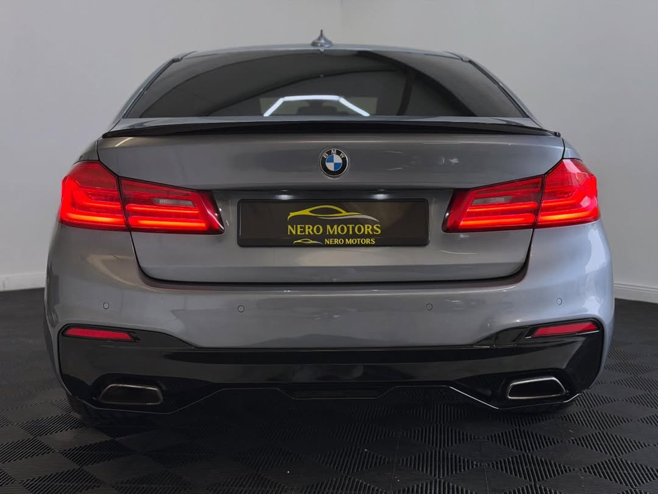 2018 BMW 5 Series - image 7