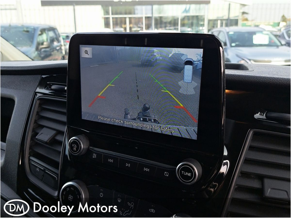 2022 Ford Transit Custom - image 14