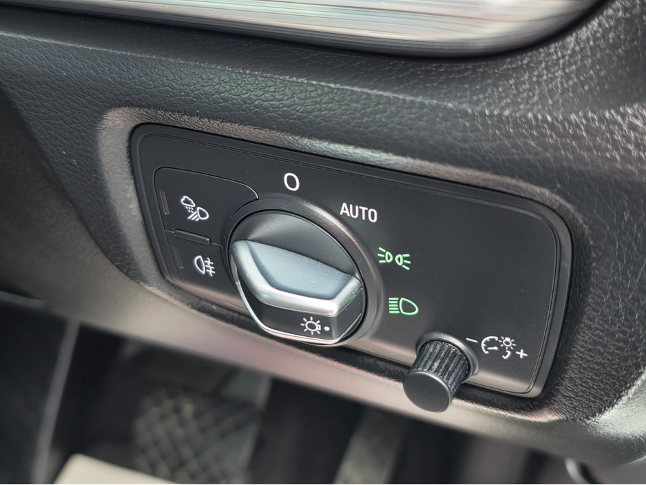 2017 Audi A3 - image 14