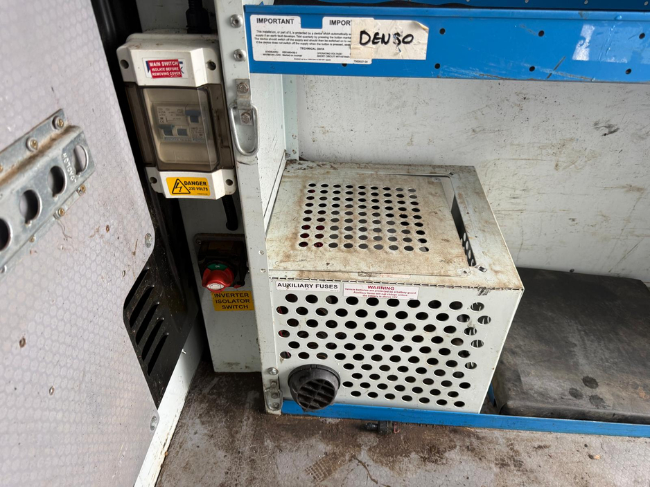 2018 Opel Movano - image 13