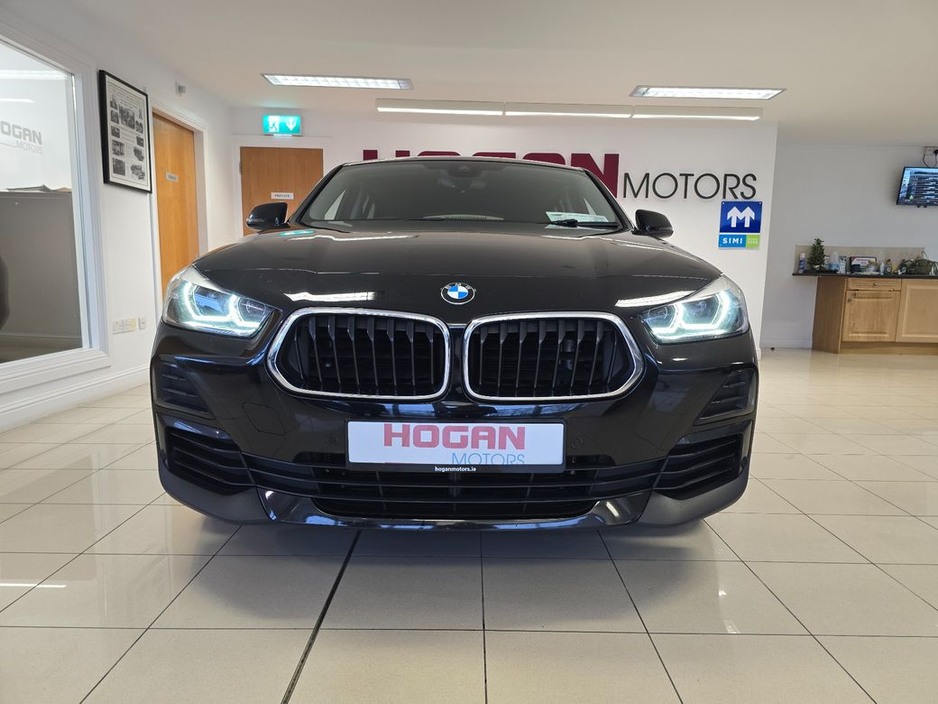 2021 BMW X2 - image 2