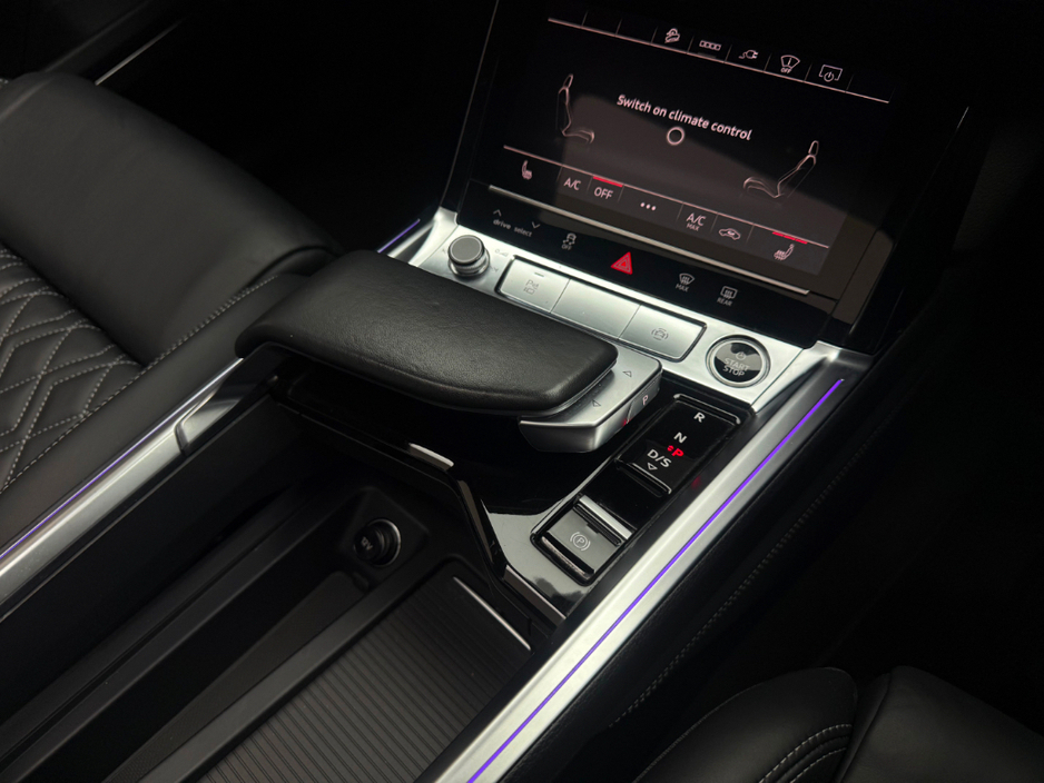 2022 Audi e-tron 55 VORSPRUNG QUATTRO €49,990