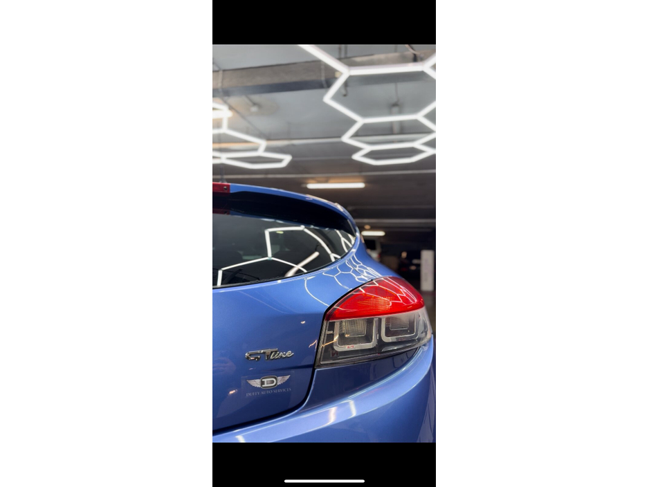 2014 Renault Megane - image 14