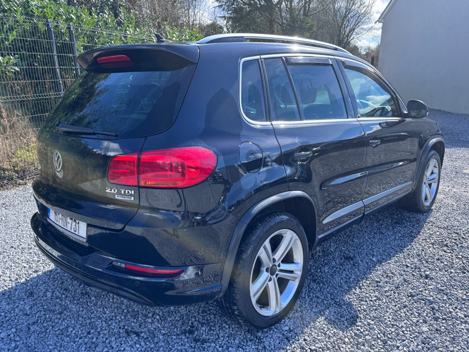 2016 Volkswagen Tiguan - image 9