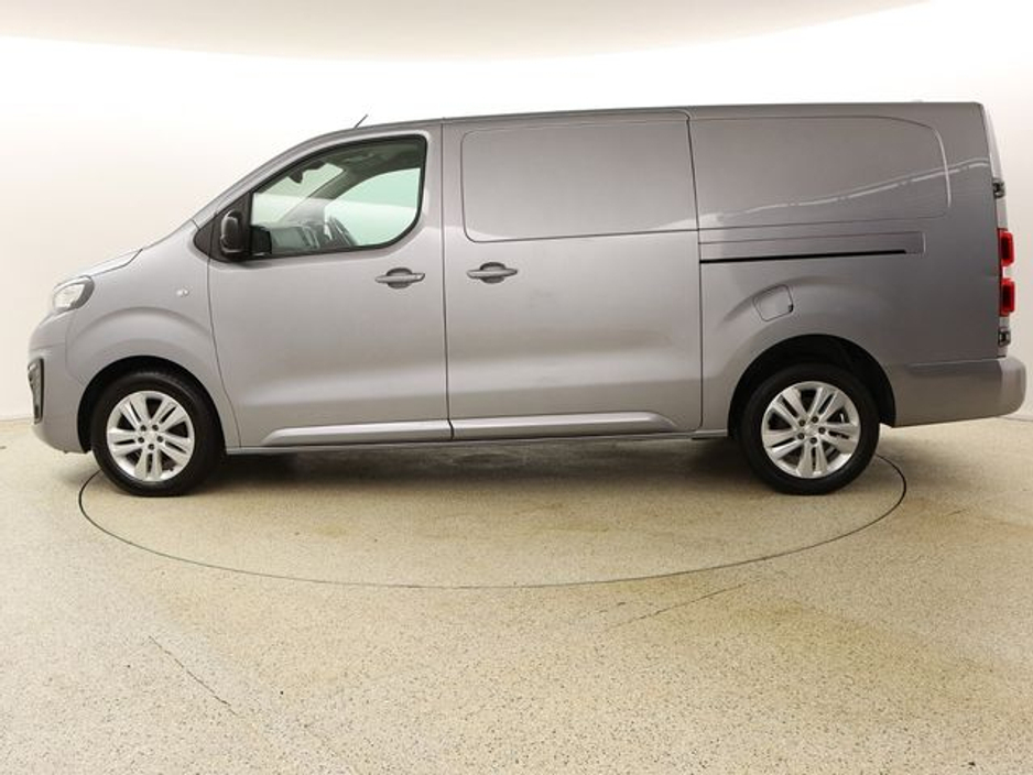 2023 Peugeot Expert - image 4